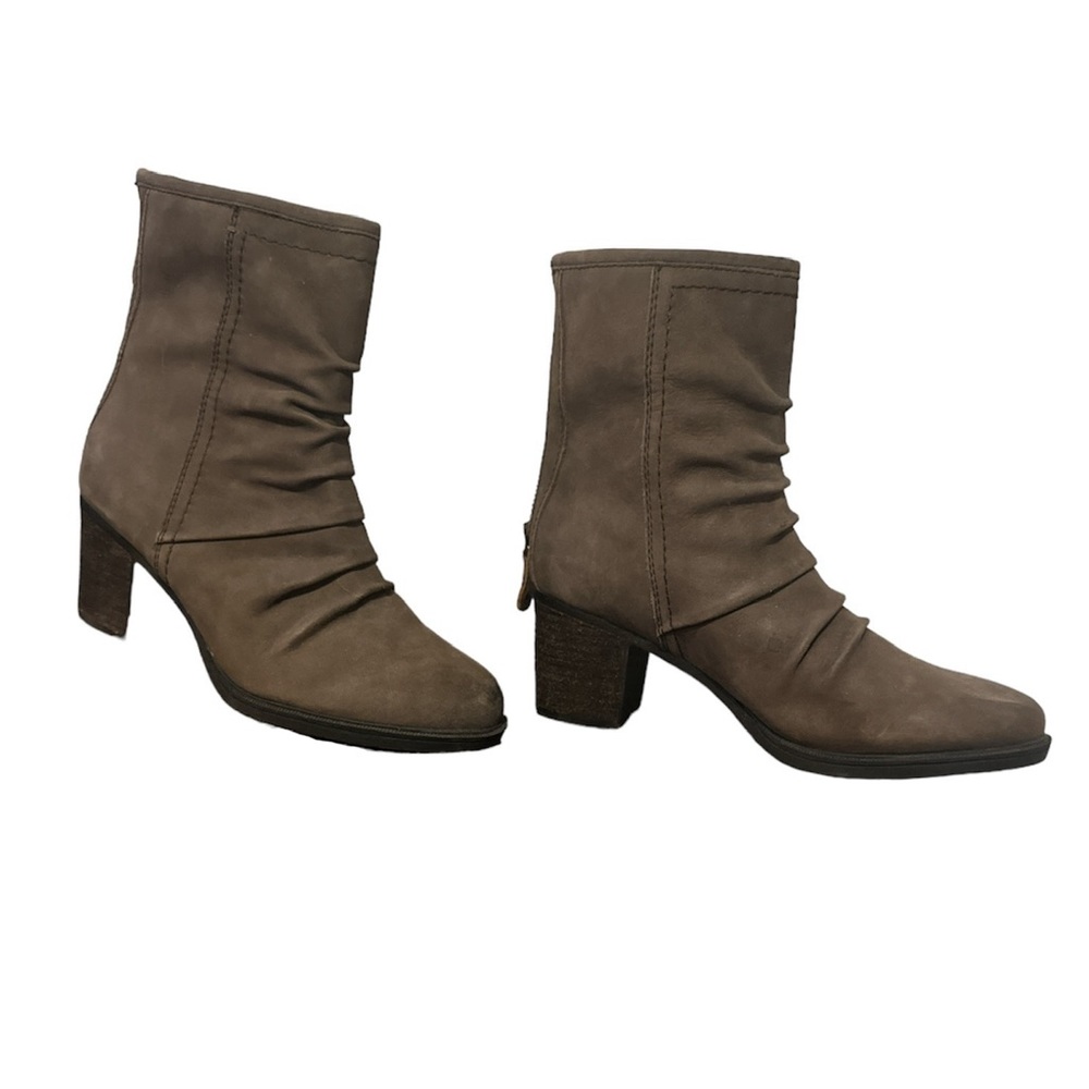 Suede Boots - Picture 2 of 5